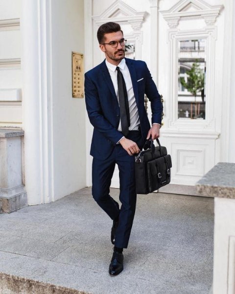 Офисный стиль одежды для мужчин