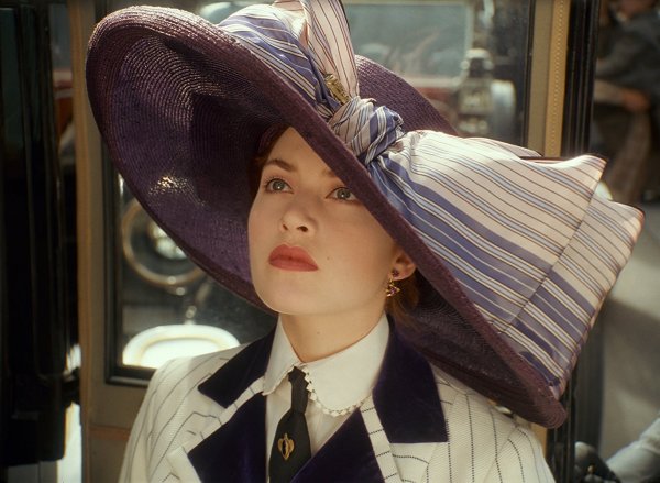 Кейт Уинслет Титаник в шляпе