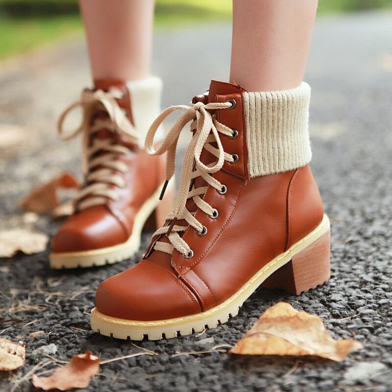 Куплю стильную обувь. Осенние ботинки женские. Ботинки женские осень. Весенние ботинки. Осенняя обувь для девушек.