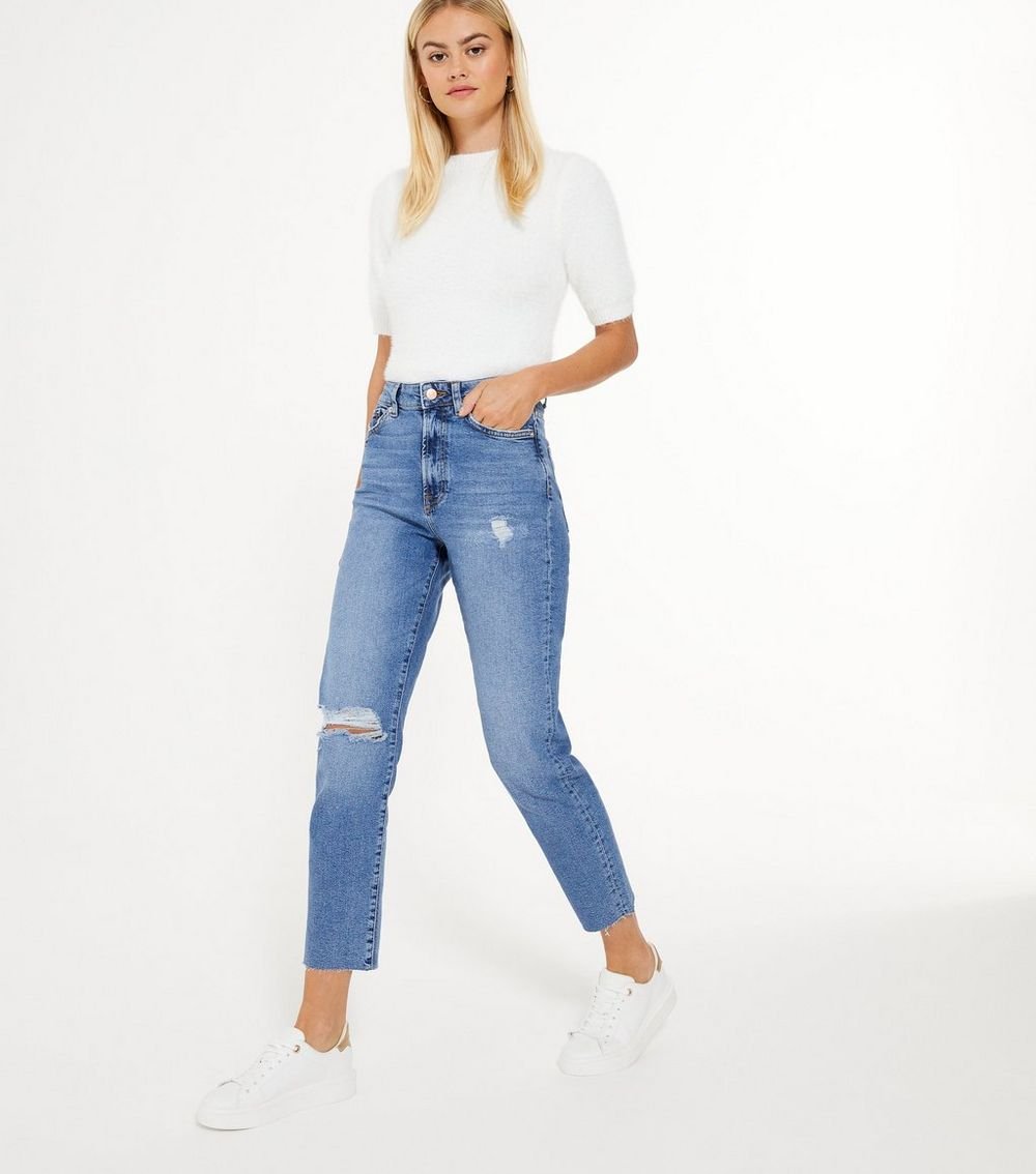 Какие модные джинсы фото. Джинсы женские 2022. Прямые джинсы женские 2023. Джинсы с высокой талией женские. Прямые джинсы женские 2022.