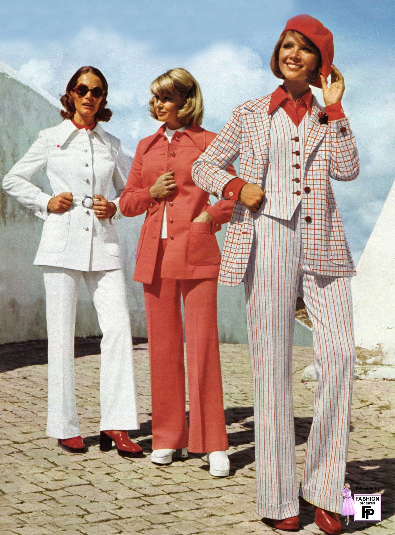 Ретро 70х годов. Мода 70е СССР. Стиль 70х 80х. 70е мода Франция. Костюм Ив сен Лоран 70-е.