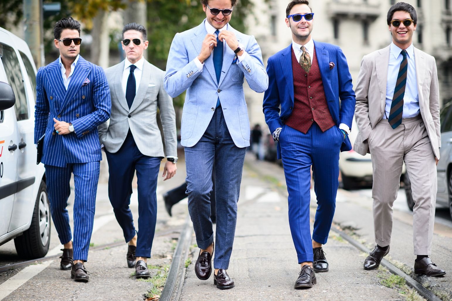 Много мужчин фото. Мужской стиль. Итальянский стиль мужской одежды. Стильный мужчина. Итальянская мужская мода.