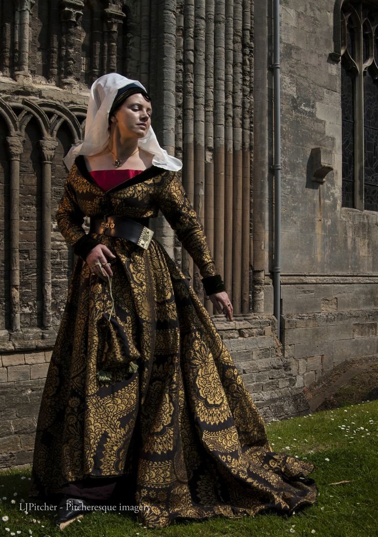 Платья в средневековье