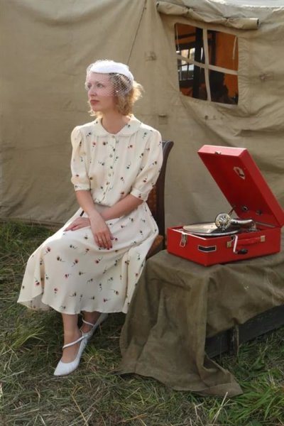 Ситцевое платье 40-х годов