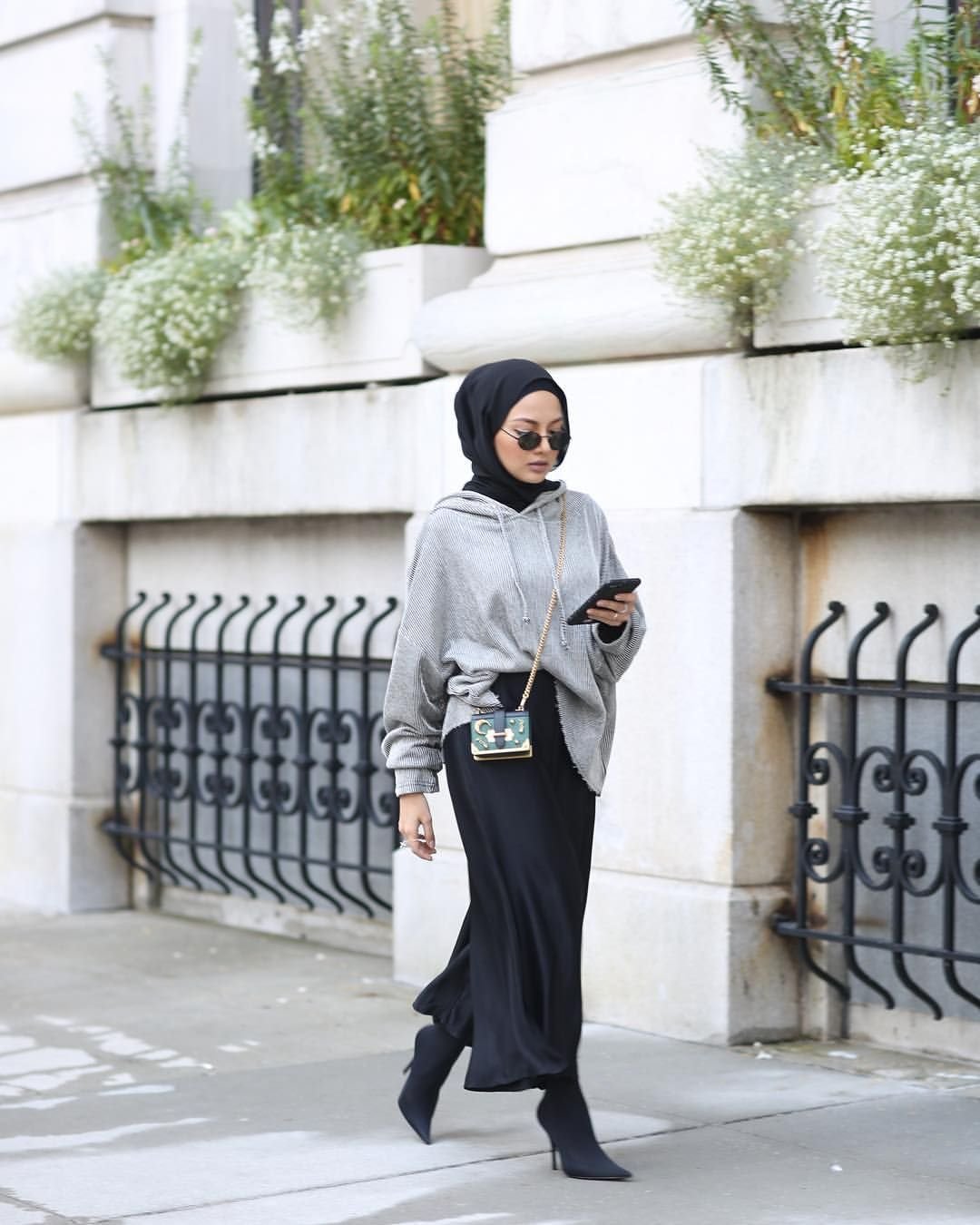 Мусульманские образы. Hijab Moda 2020 одежда. Hijab Moda 2020 одежда Повседневная. Фенди хиджаб.