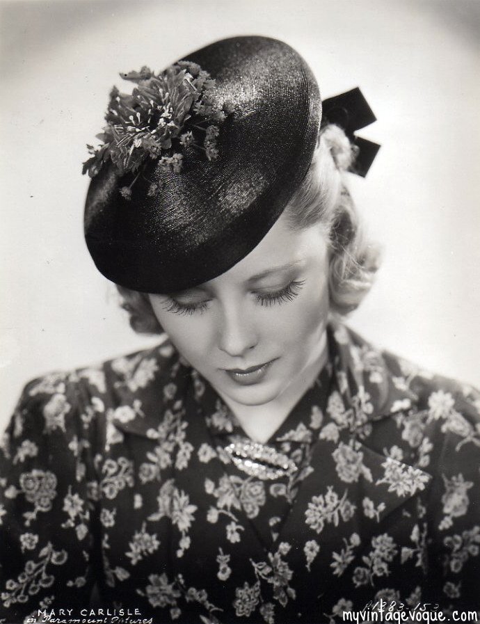 Шляпы 50 годов. Шанель шляпки 1930е. Мода шляпок Англия 40е. Шляпка 40-х годов. Шляпа 1930.