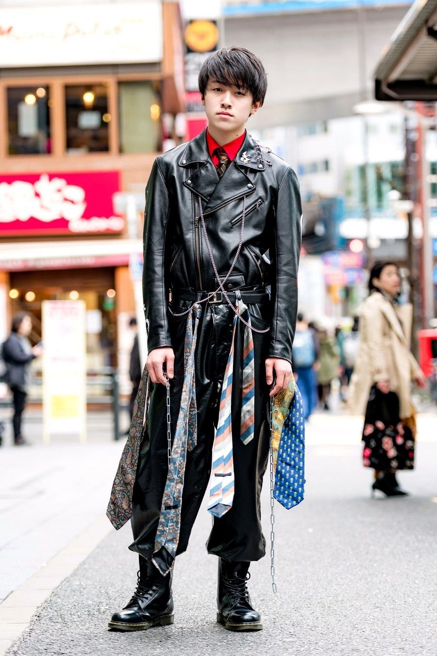 Токийские одежда. Одежда мужская Токио стрит стайл. Японская мода Харадзюку мужская. Харадзюку стиль мужской. Streetstyle Япония мужская.