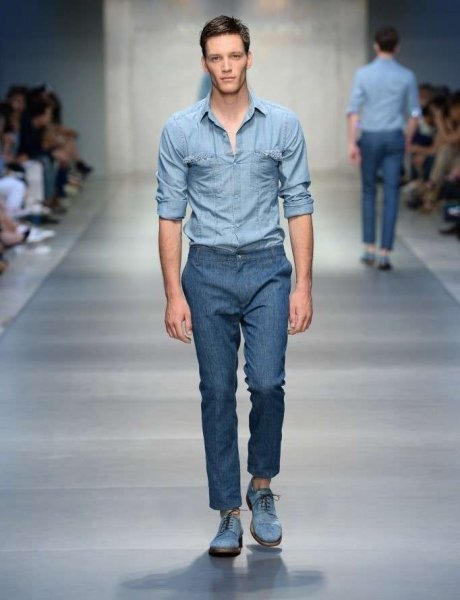 Модные образы мужчин в джинсах