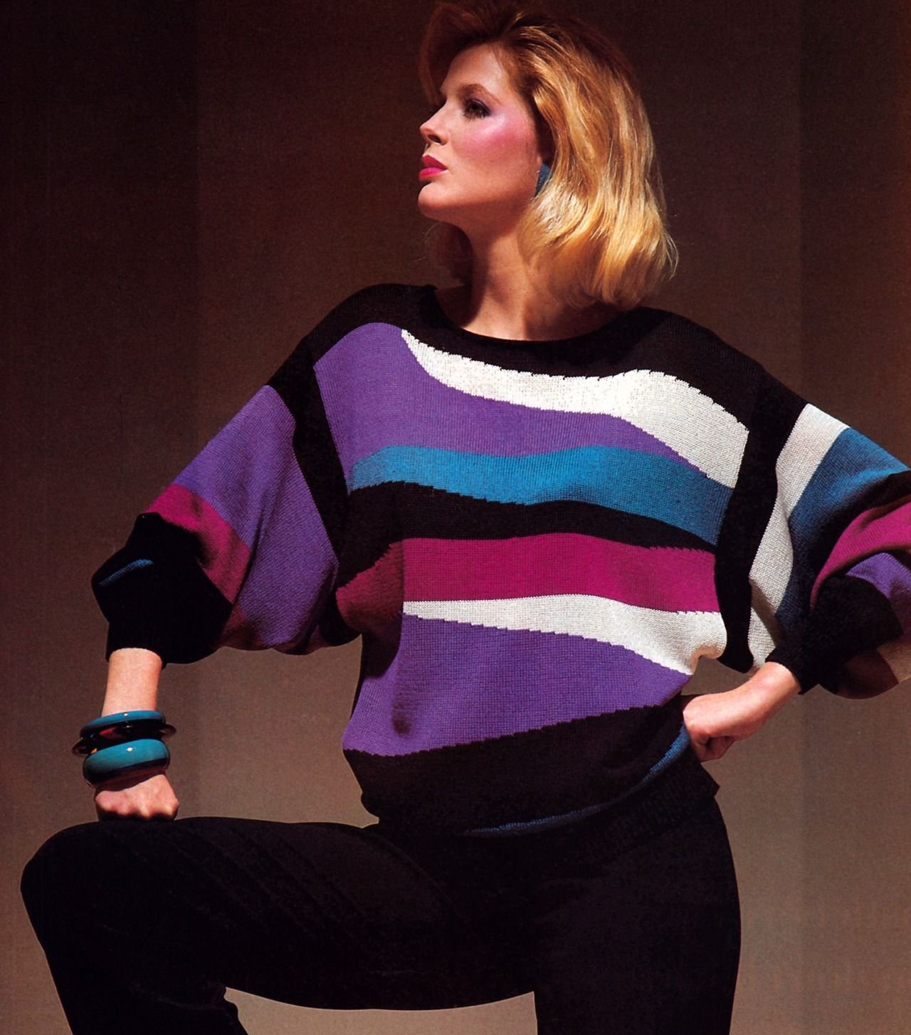 Кофта 80. Свитер в стиле 80-х. Мода 80-х. Свитера 80-х годов женские. Кофты из 90-х.