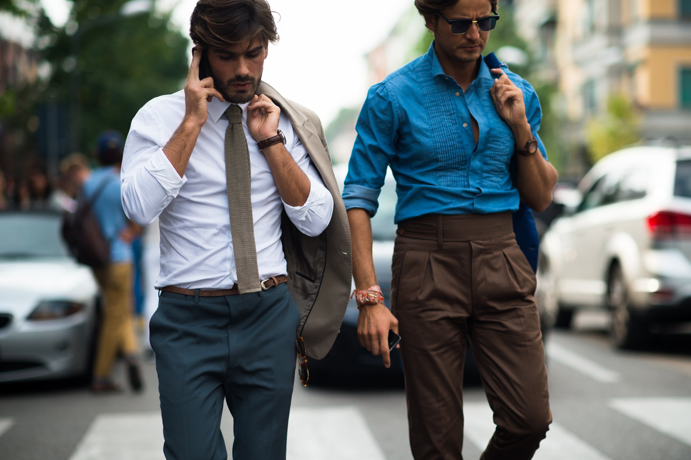 Где одеваться мужчине. Итальянский стрит стайл мужской. Стрит стайл мужчины итальянцы. Итальянский стиль мужской одежды. Итальянский стиль для мужчин.