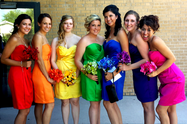 Радужные платья подружки невесты