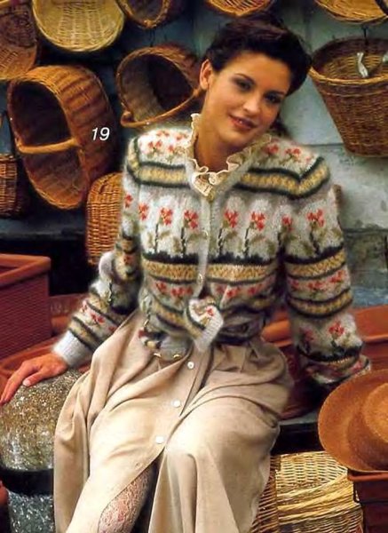 Полосатый мохеровый свитер
