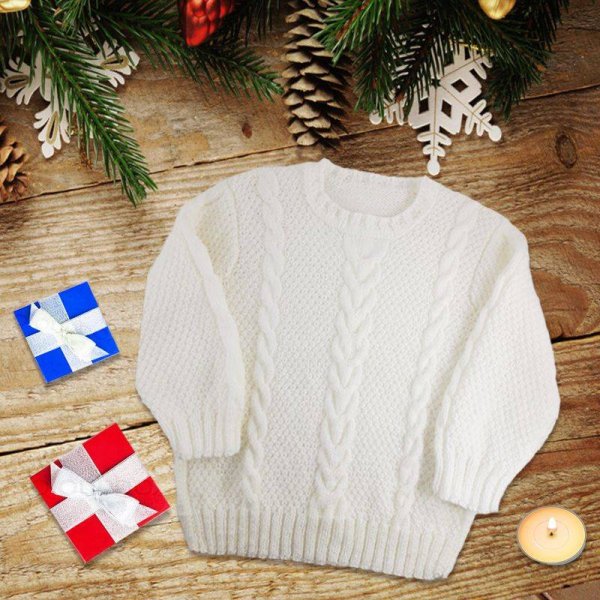 Белый свитер для мальчика