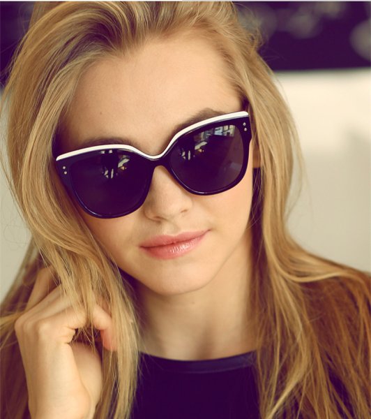 Красивые солнечные очки женские