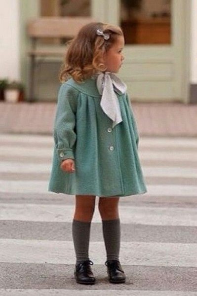 Пальто для маленькой девочки