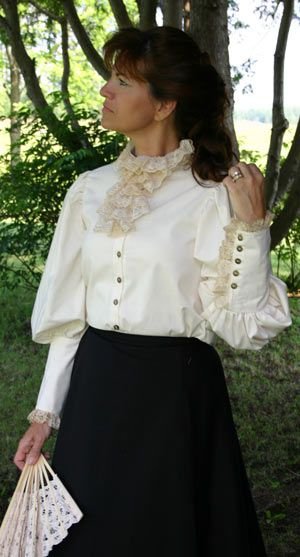Легкая блузка 19 века. Блузка в викторианском стиле. Блузка в стиле 19 века. Блузки викторианской эпохи. Блузка женская 19 века.