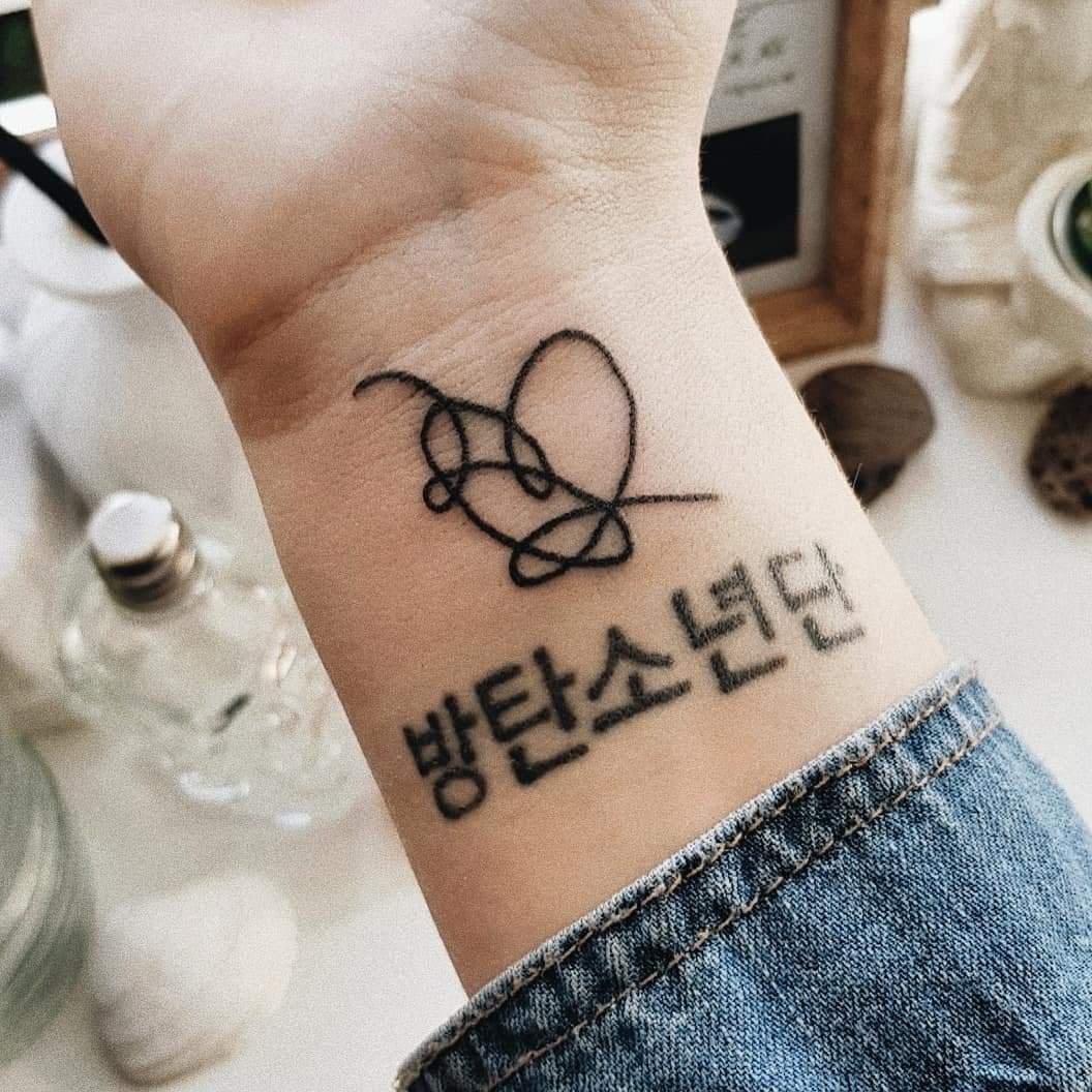 Чимин из BTS набил новую татуировку