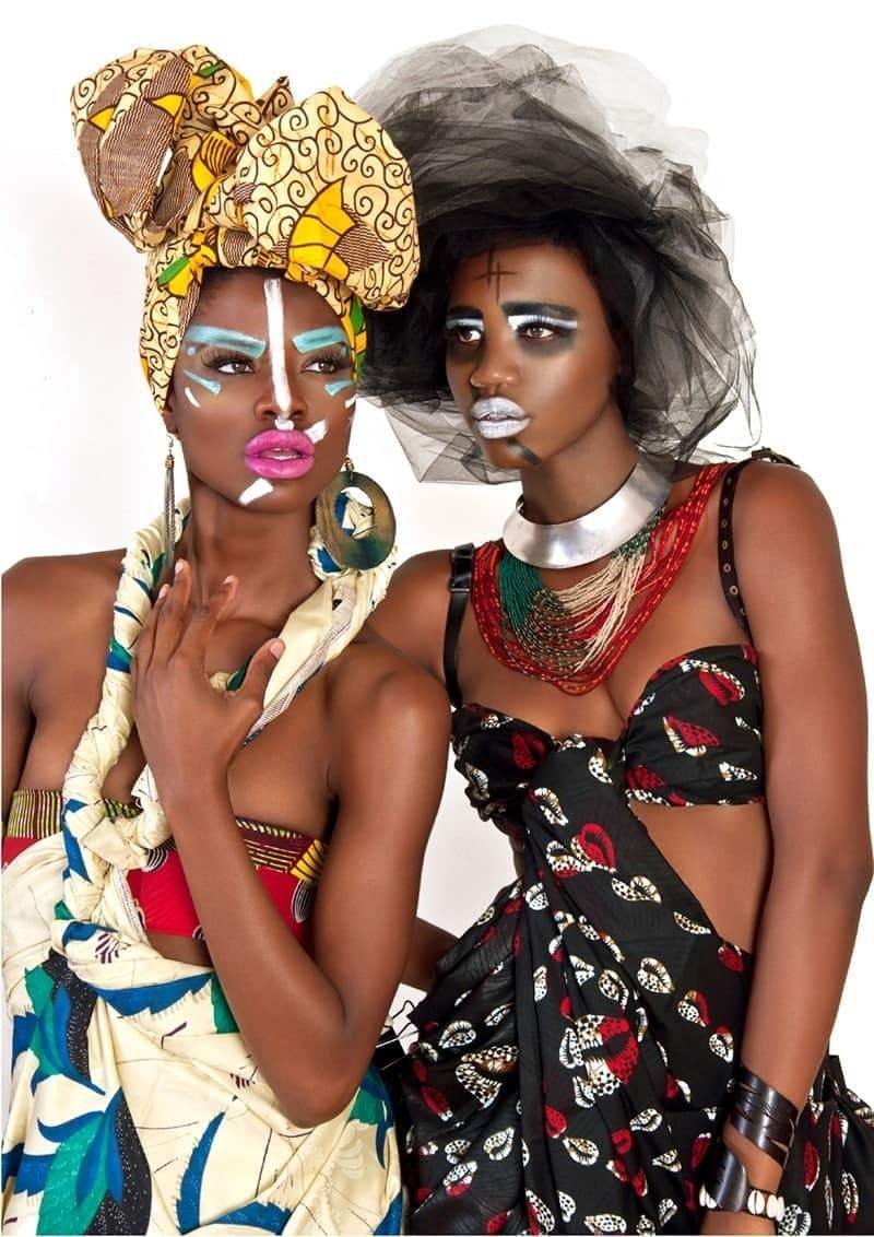 Костюм негритянки. Африканский стиль в одежде. Африканская мода. Костюм в африканском стиле. Стиль Африка в одежде.