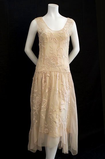 Платье с заниженной талией в стиле 20-х