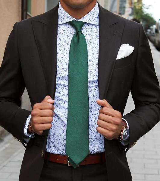 Зеленый галстук