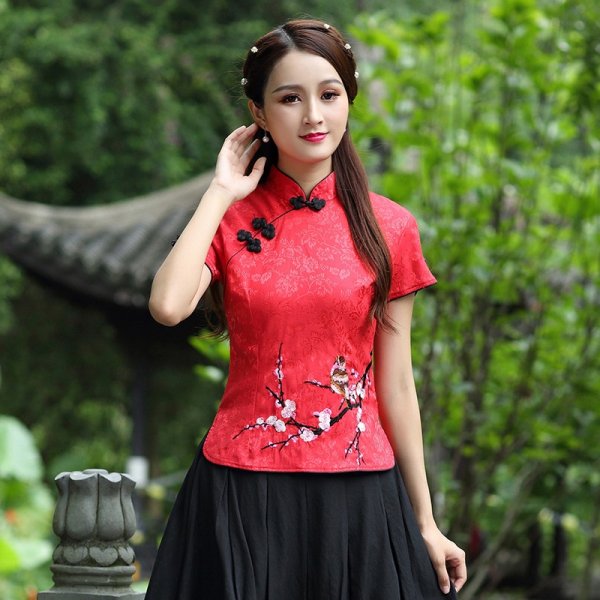 Женская одежда в китайском стиле