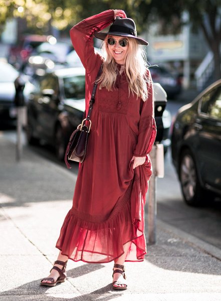 Красное платье в стиле бохо