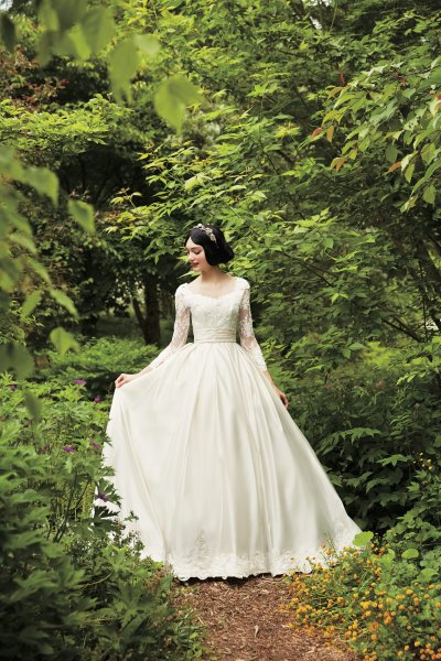 Принцессы Диснея в свадебных платьях