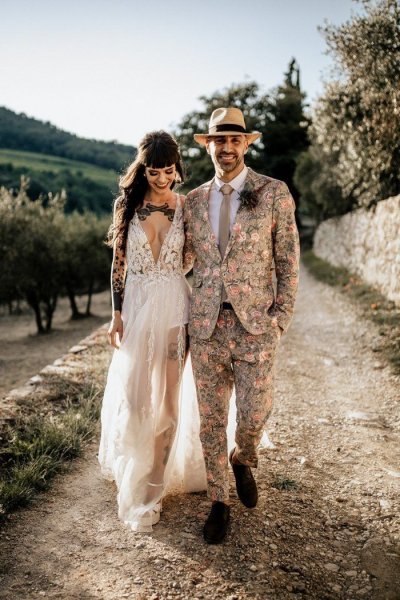 Свадебный костюм в стиле бохо