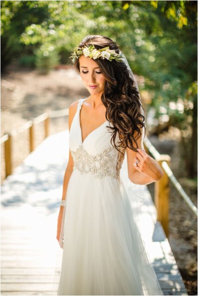 Свадебная прическа под греческое платье