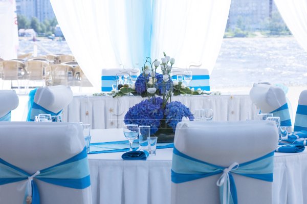 Свадьба в сине белом стиле