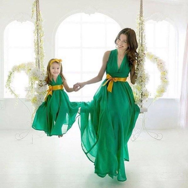 Платье для мамы и Дочки зеленые