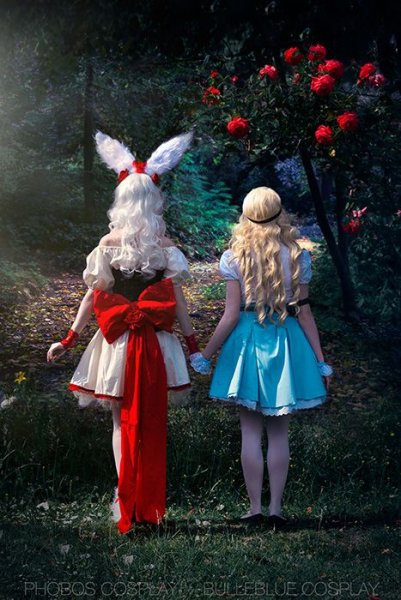 Белый кролик Алиса в стране чудес косплей