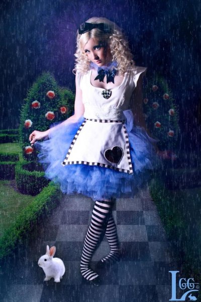 Одежда в стиле Алиса в стране чудес