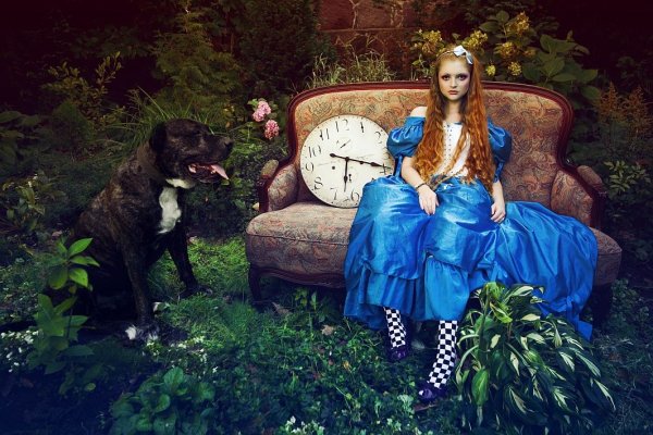Наталья Водянова фотосессия Алиса в стране чудес