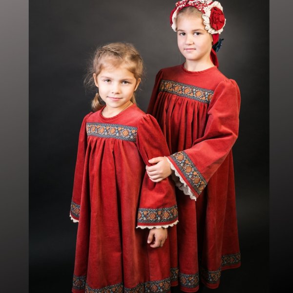 Платье в народном стиле для девочки