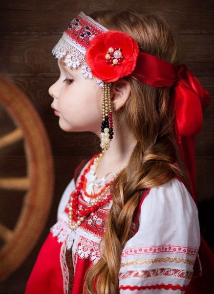 Русский народный головной убор для девочки