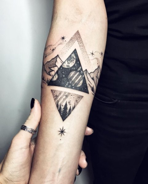 Треугольные Татуировки