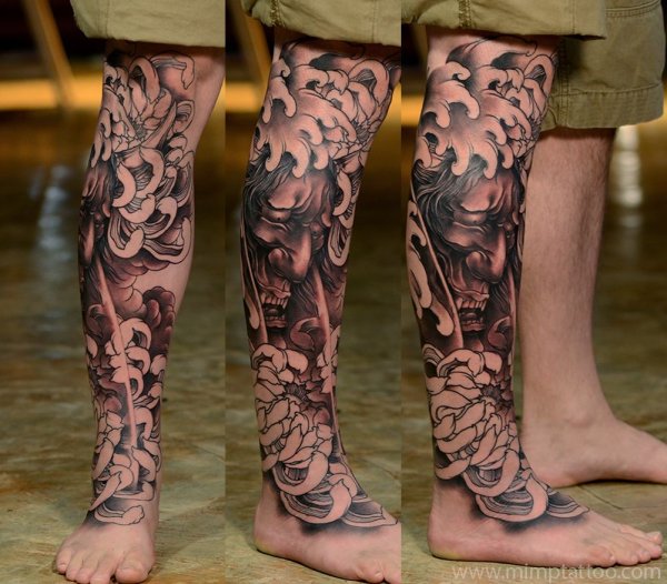 Японские тату на ноге