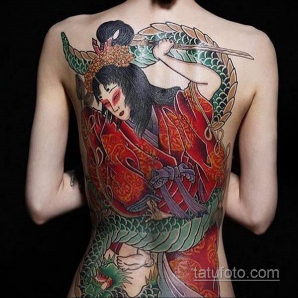 Татуировка в японском стиле природа