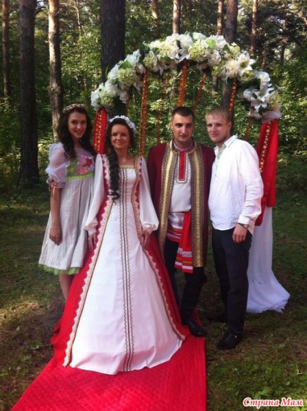 Русская свадьба в национальных костюмах