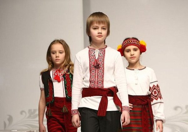 Современная одежда в русском стиле. Для детей