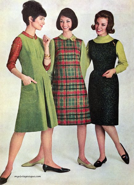 Костюмы 60-х годов женские